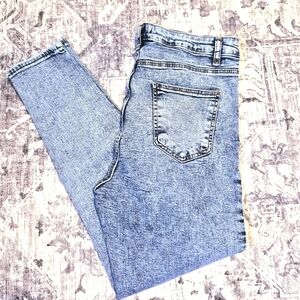 Women's Light Blue Skinny Jeans - High Rise Stretch